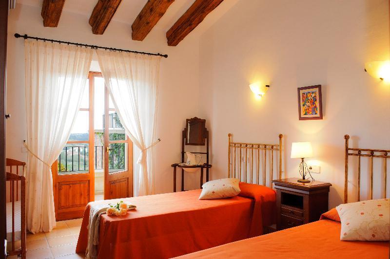 Villa Penya Redonda *